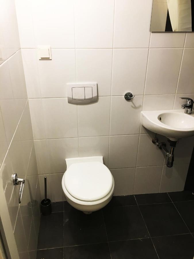 Stylish Loft Apartment City Center Вена Экстерьер фото